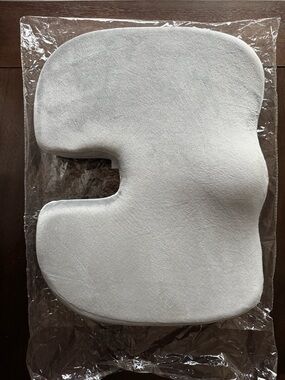 MindReader Plush Gray Cushion Cover - Soft Velvet Finish